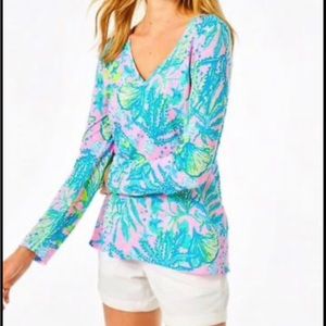 Lilly Pulitzer Etta V-Neck Long Sleeve Tee XXL. Hip Nautic